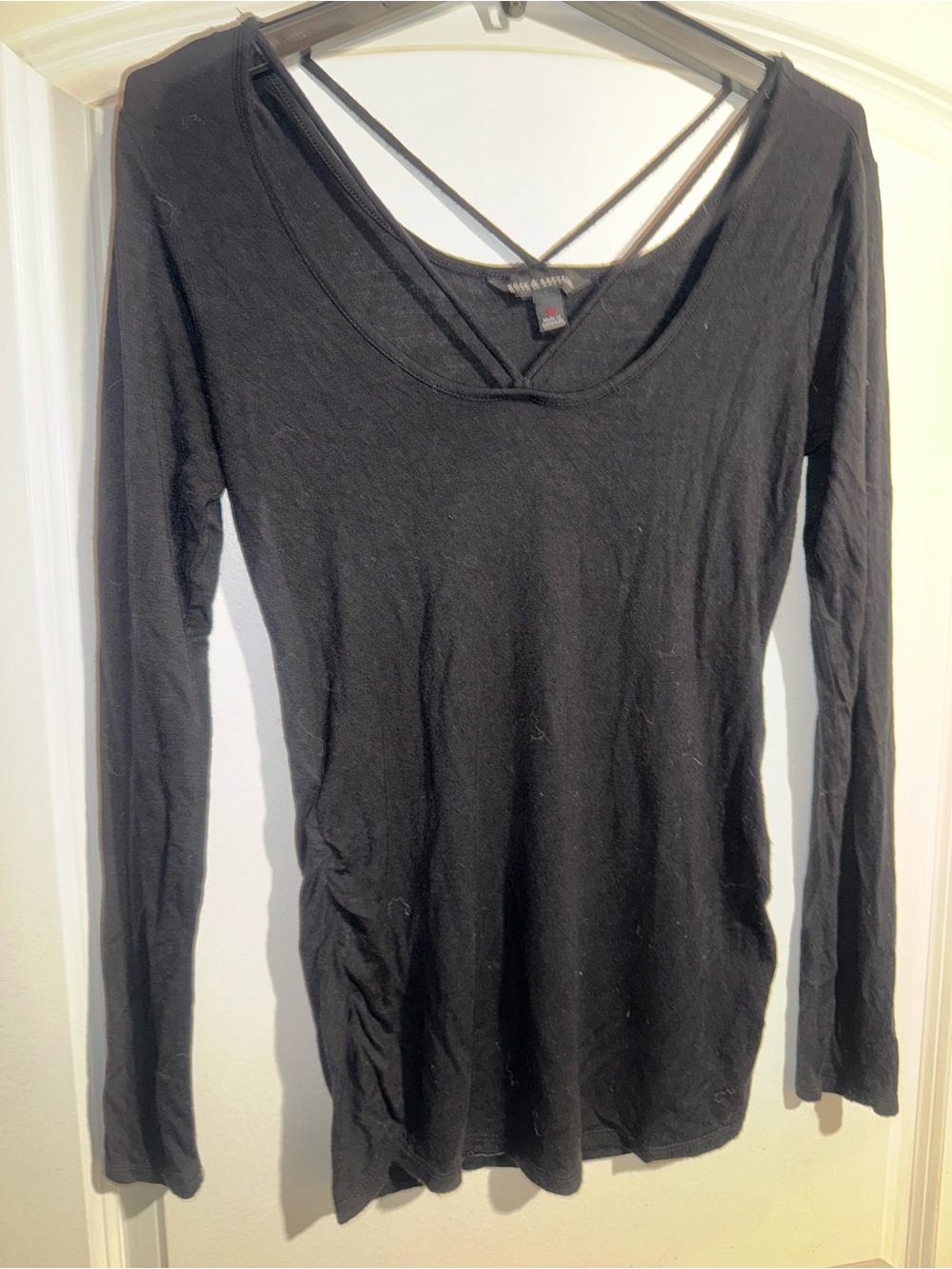Rock & Republic Black Long Sleeve Scoop Neck Top with Crisscross Back